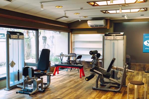 SHE by boneedz（シーバイボニーズ）のジム公式画像